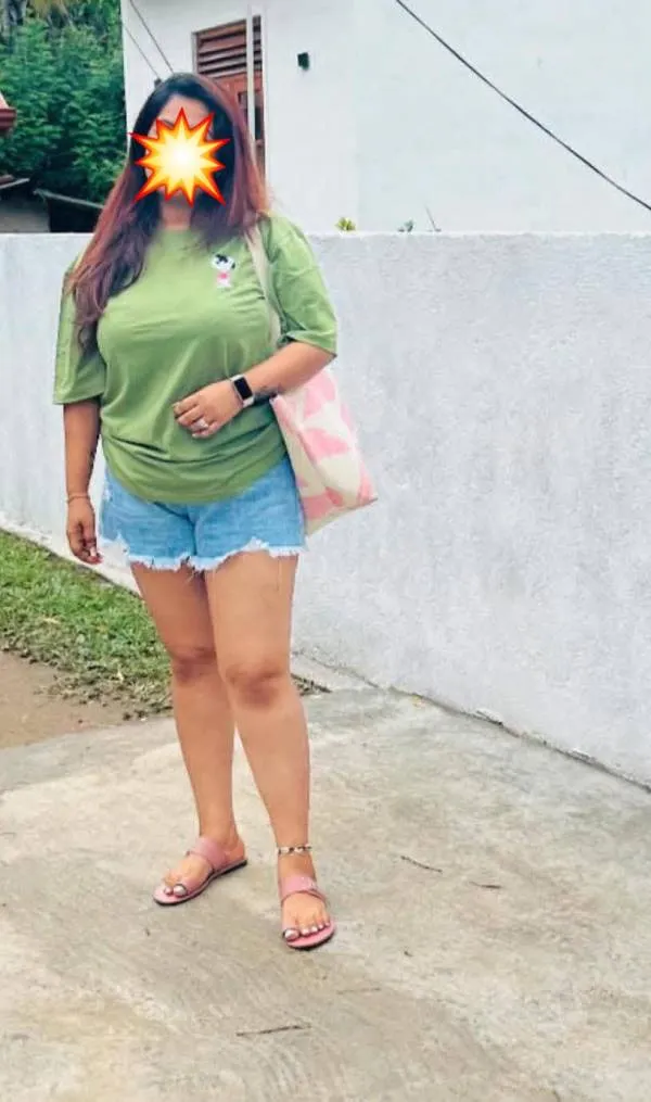 Hot girl mishel Nugegoda narahenpita | Lanka Ads New