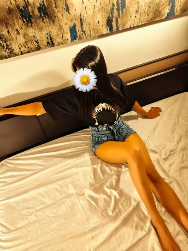 Unmarried Slim and Sexy Teen Girl   Location : Maharagama ,Pannipitiya Wijerama | Lanka Ad