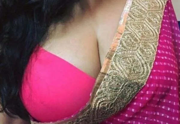 Riyal Thamil And Sighala Speaking Girl Cam Show | Lanka Ads New
