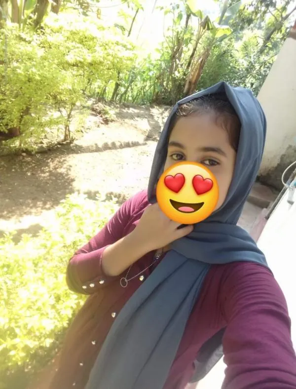 Hi I'm Muslim girl 23 age | Lanka Ads New