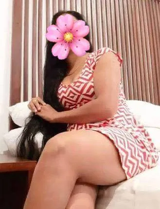 බෝල තන්දෙකක් තියෙන්නේ 💋𝐋𝐢𝐯𝐞 𝐂𝐚𝐦 𝐒𝐡𝐨𝐰 𝐜𝐮𝐭𝐞 𝐆𝐢𝐫𝐥 👩‍🦰 බෑක් එක සෝ එක අරන් ම බලන්න 𝙍𝙚𝙖𝙡 𝙋𝙝𝙤𝙩𝙤 𝘼