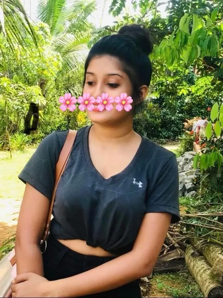 Cam show📷 live video sexy girl🫦 | Lanka Ads New