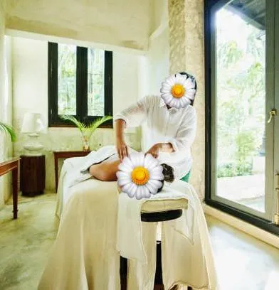 🎀🩷   KANDY PERADENIYA  FULL BODY MASSAGE  REALL PHOTO AND DETAILS 3500/=  REALLY TAMIL GIR