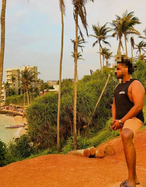 Hi i’m Jay,  Massage therapist from Colombo, Age 30 and very decent & professional worker.
