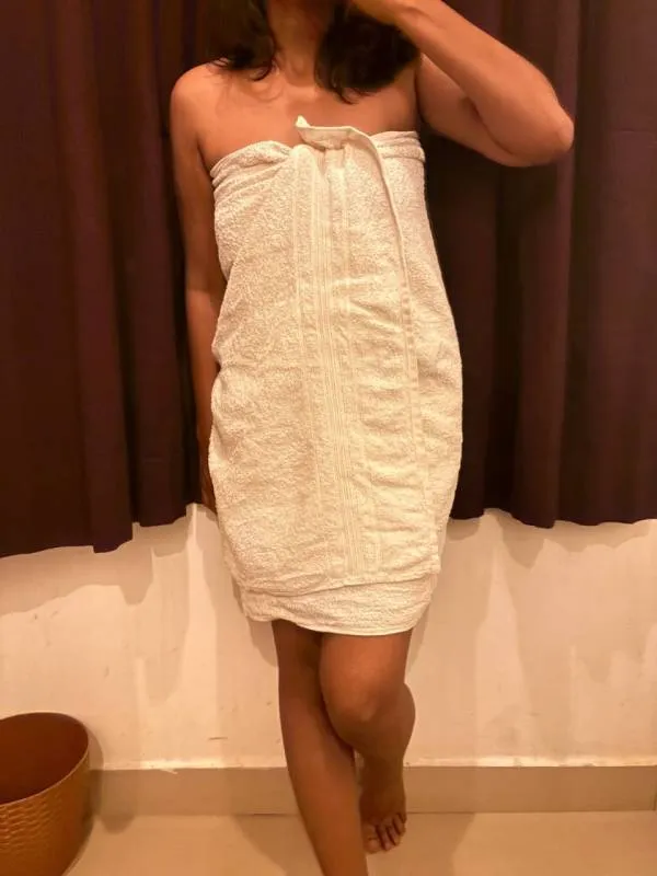 NEW MUSLIM GIRL  வெள்ளவத்தை பம்பலப்பிட்டி கொள்ளுப்பிட்டியில் அழகான பெண் (சூப்பர் சர்வீஸ்) 