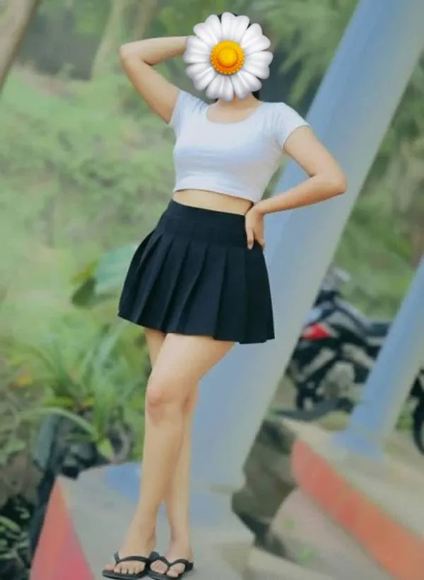 🌸🧜‍♀️💃   BAMBALAPITIYA WELLAWATHA KOLLUPITIYA  AREA REALL PHOTO BEAUTIFUL NEW  GIRL 6500  