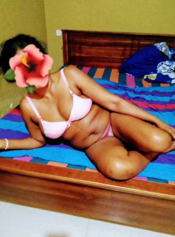 Beautiful Girl Cam Show And Couple Can Show Available 👑🥀❤️ | Lanka Ads New