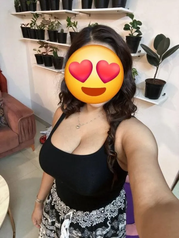 Bambalapitiya HOT girl. | Lanka Ads New