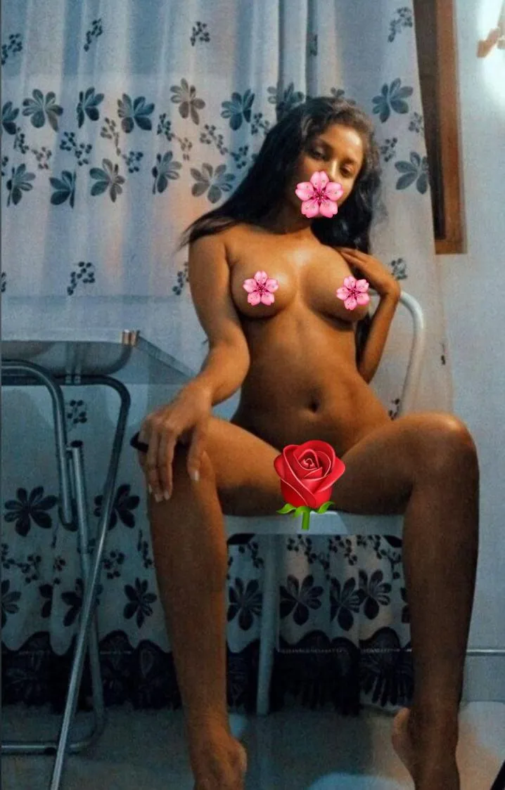 𝐋𝐢𝐯𝐞 𝐂𝐚𝐦 𝐒𝐡𝐨𝐰 𝐜𝐮𝐭𝐞 𝐆𝐢𝐫𝐥 👩‍🦰 බෑක් එක සෝ එක අරන් ම බලන්න 𝙍𝙚𝙖𝙡 𝙋𝙝𝙤𝙩𝙤 𝘼𝙩𝙩𝙖𝙘𝙝𝙚𝙙 __𓂻𐦂𝐍𝐨 𝐂𝐡𝐞𝐚𝐭𝐢𝐧𝐠
