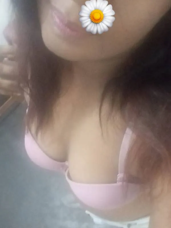 CAM SHOW ONLY 🍃 | Lanka Ads New
