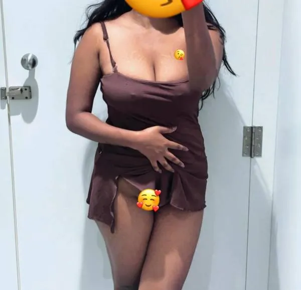 Sexy Figure එක්ක තියෙන මාත් එක්ක සුපිරි Fun එක්ක ගන්න එන්න කොල්ලනේ 🥵❤️ 100% Genuine Servic