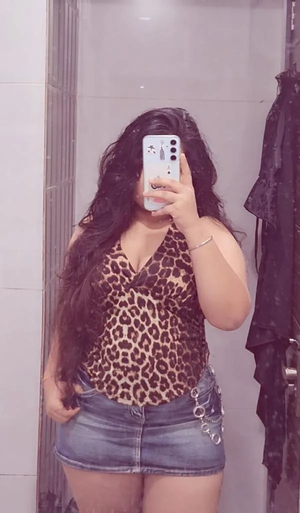 ☘️🪷🌸🪻  DEHIWALA COLOMBO  APARTMENT ROOM BEAUTIFUL GIRL 6000 ❤️🌸💕 | Lanka Ads New