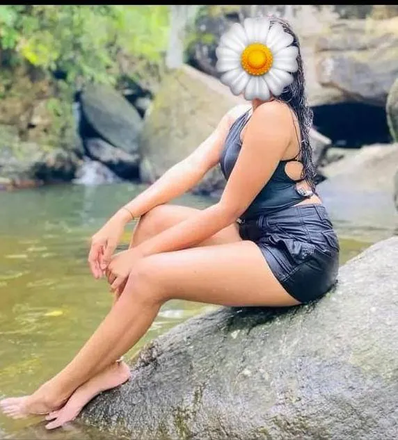 🌸🧜‍♀️💃 MUSLIM GIRL  ඇව්ත් මාව බලලම ගන්නකෝ DEHIWALA  COLOMBO  REALLY PHOTO 7000 ONLY FULL S