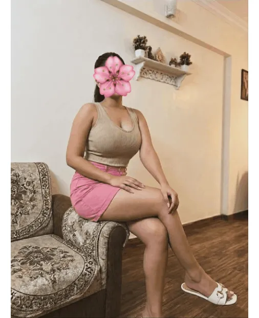 කටුගස්තොට 🩷 චූටි ලස්සන කෙල්ලෙක්ගෙන් සැප මසාජ් එකක් ගන්න එන්න 🙋‍♀️අද විසේශයි... | Lanka Ads