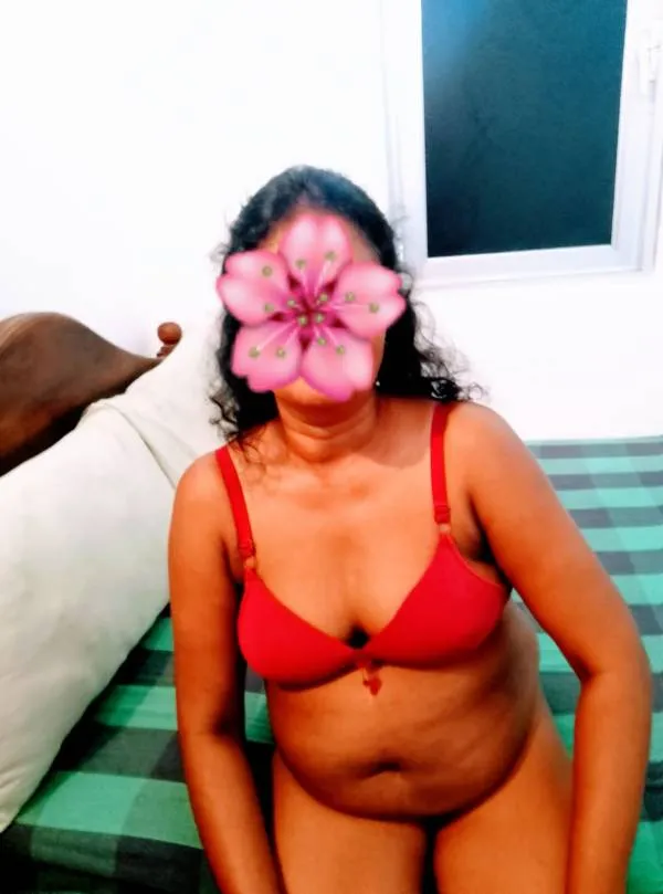 Real Photo ✅Beautiful Girl Cam Show And Couple Can Show Available 👑🥀❤️ | Lanka Ads – Pulse