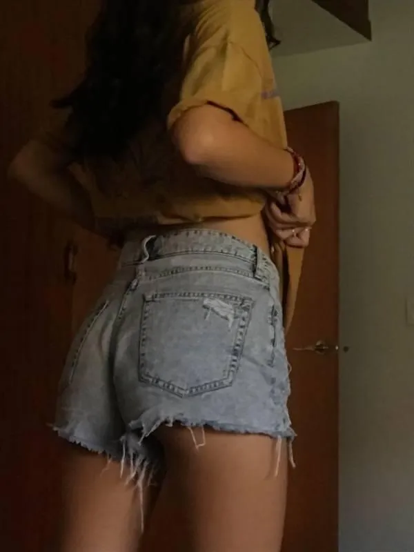 ☘️🪷🌸🪻  BORELLA COLOMBO   APARTMENT ROOM BEAUTIFUL GIRL 6000 ❤️🌸💕 | Lanka Ads – Pulse Feed