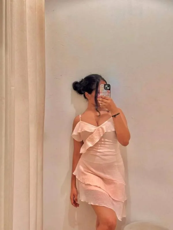 ❤️🫂 VIP GENUINE FULL SERVICE 🫂❤️ Sinhala and Tamil Modeling Girls. Age 18 to 28 years girl