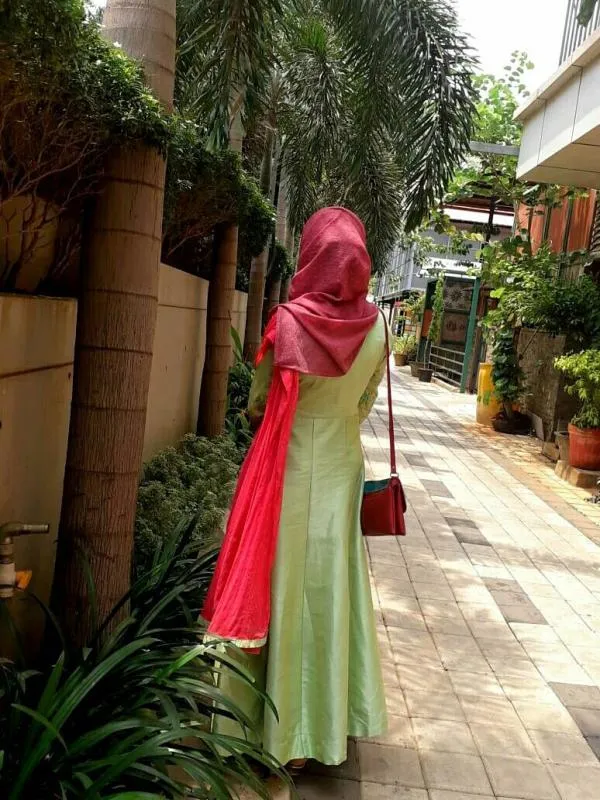 MUSLIM GIRL LIVE CAM SHOW | Lanka Ads New